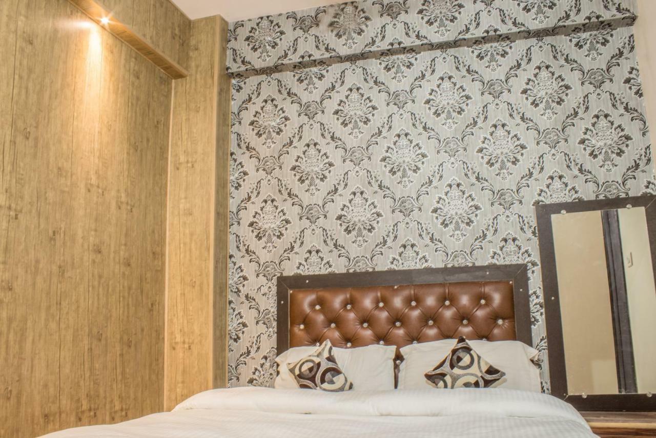 Hotel Varanasi Ganges Экстерьер фото