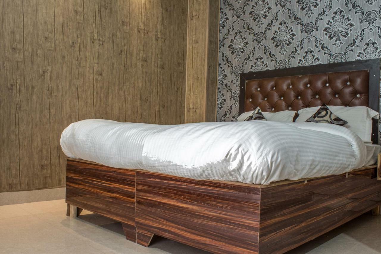 Hotel Varanasi Ganges Экстерьер фото