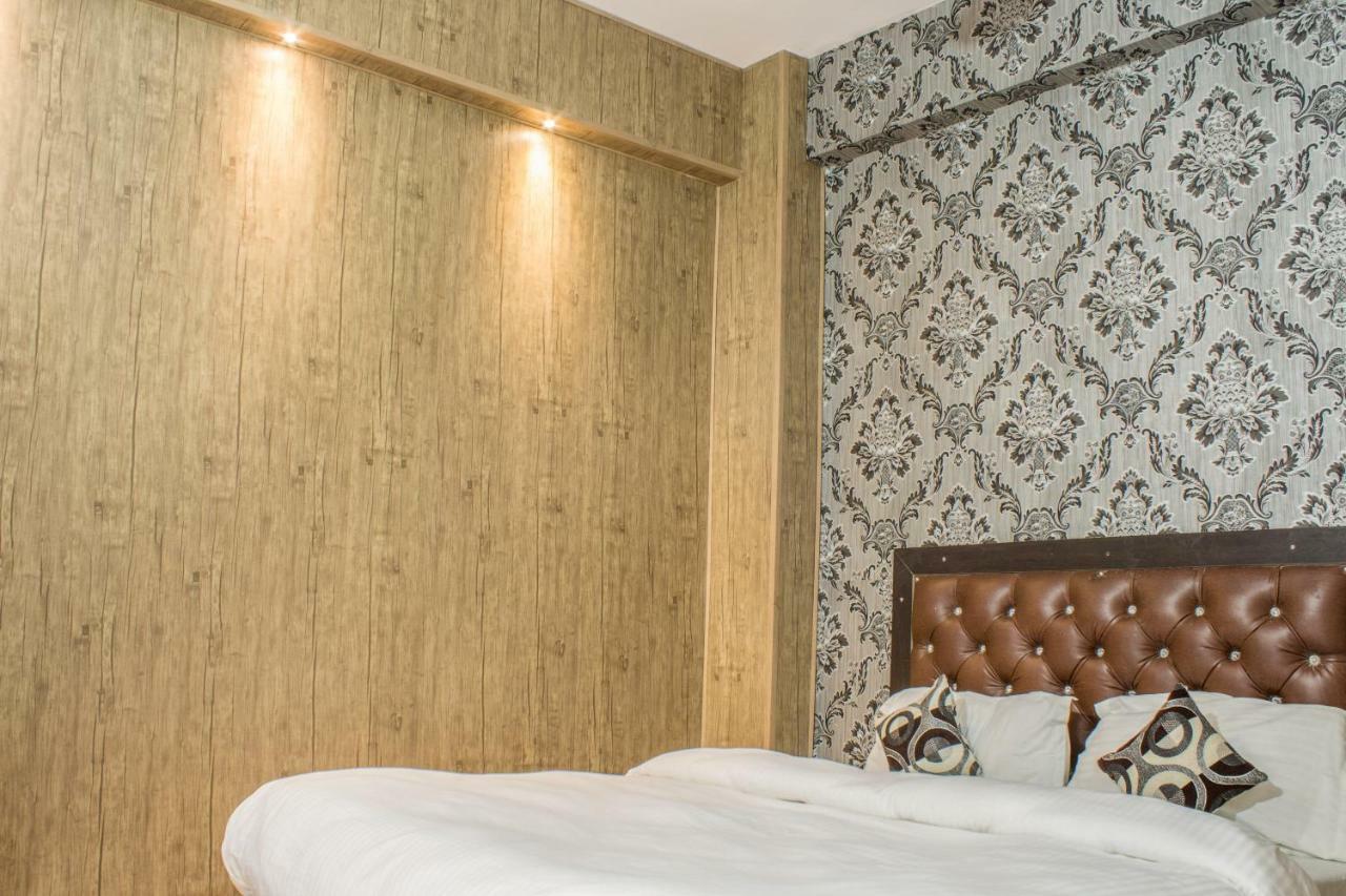 Hotel Varanasi Ganges Экстерьер фото